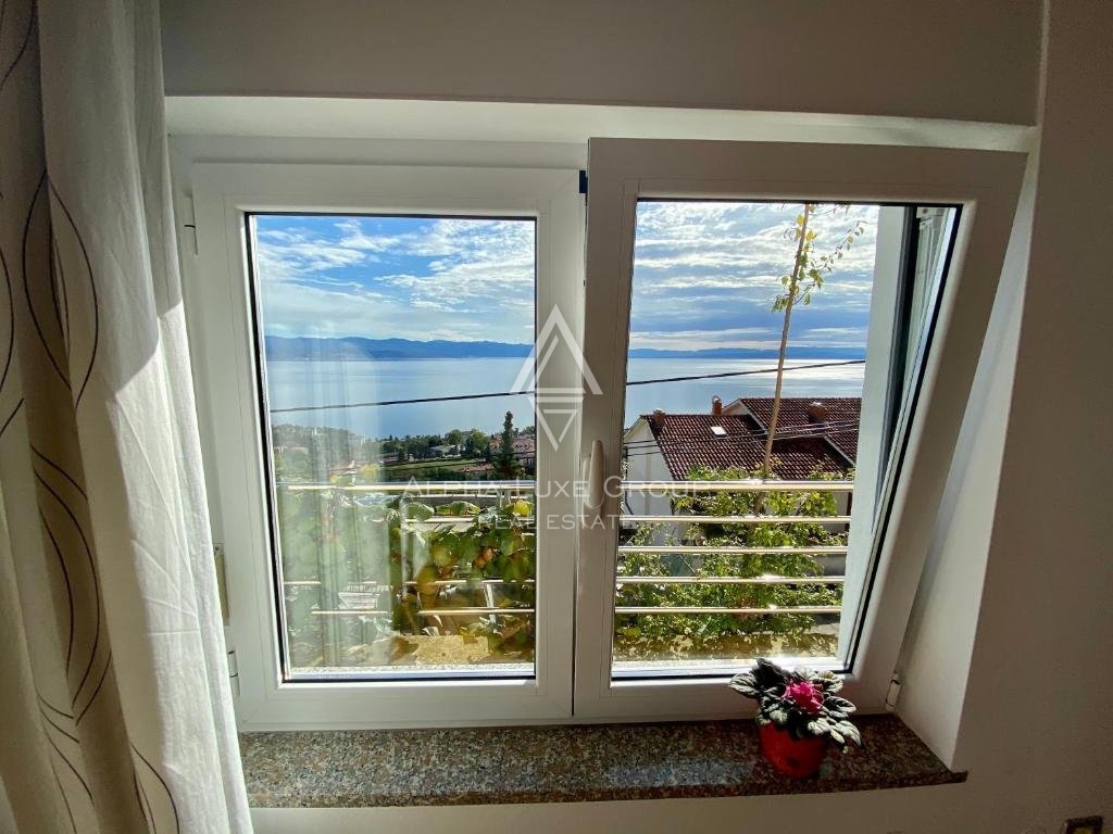 Opatija: Osupljiva samostojna hiša z bazenom in panoramskim pogledom na morje