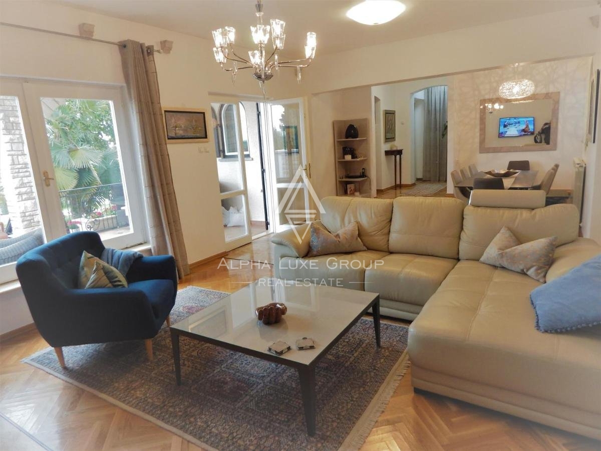 Čudovita vila z bazenom na čudovitem vrtu, prva vrsta do morja, Umag, ISTRA