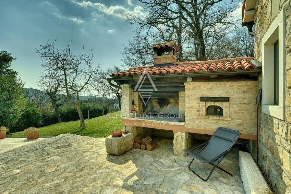 Kamnite vile z bazenom in panoramskim pogledom, Istra, Lupoglav