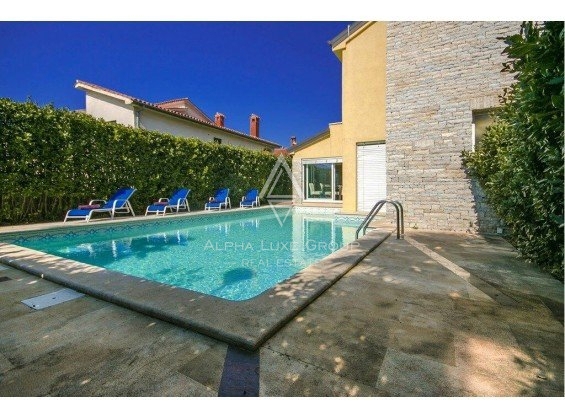 Hiša Poreč, 290m2