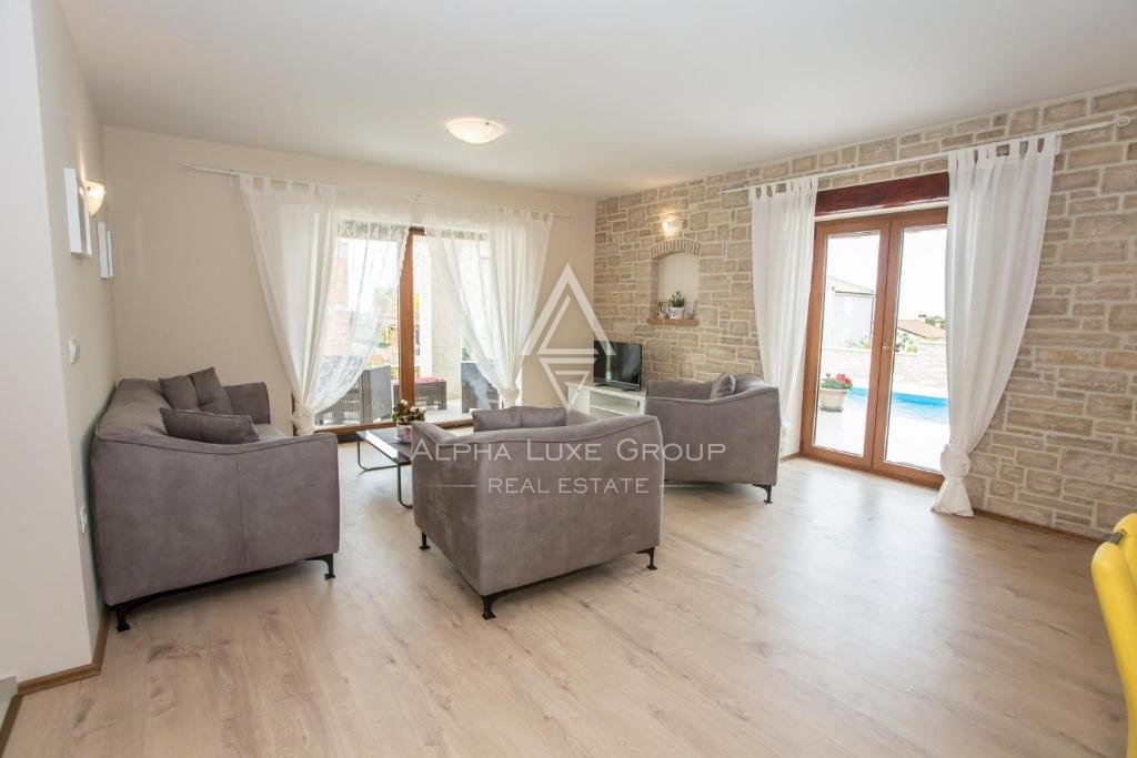 Čudovita vila z bazenom in pogledom na morje, Istra, Poreč