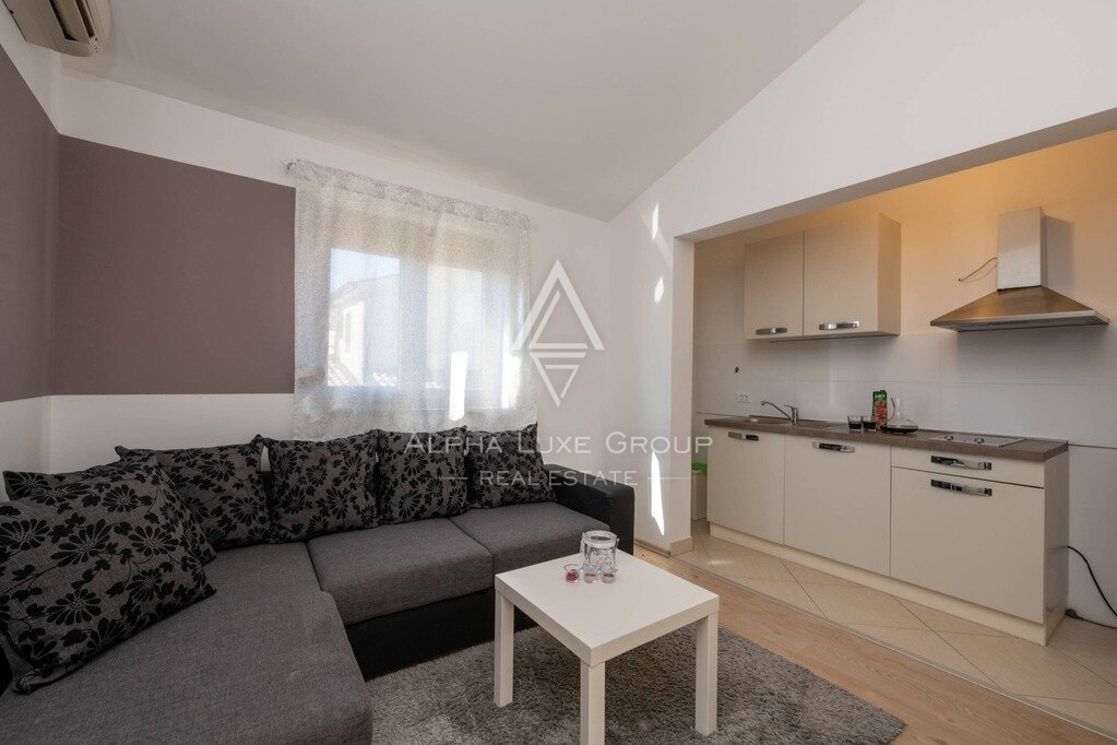 VILA Z BAZENOM NA MIRI LOKACIJI, ISTRA , POREČ