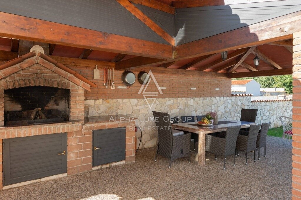 VILA Z BAZENOM NA MIRI LOKACIJI, ISTRA , POREČ