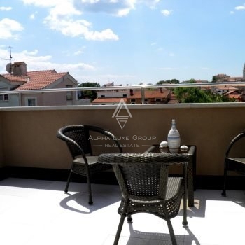 Apartma blizu morja z velikim vrtom in bazenom, ISTRA, Poreč