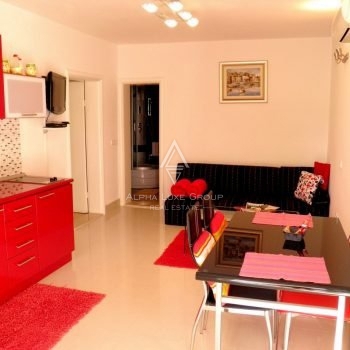 Apartma blizu morja z velikim vrtom in bazenom, ISTRA, Poreč