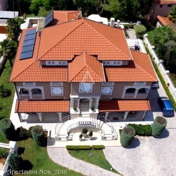 Apartma blizu morja z velikim vrtom in bazenom, ISTRA, Poreč