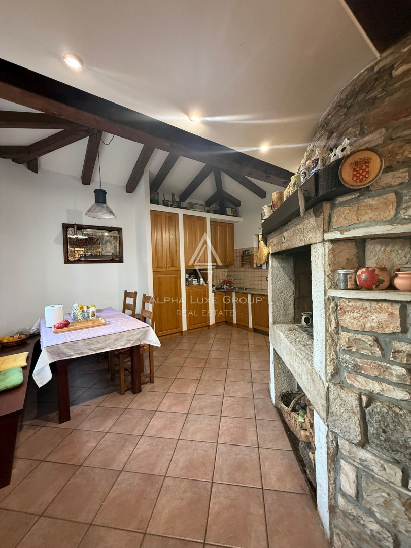 Istra, Buje: Čarobna kamnita hiša z vrtom