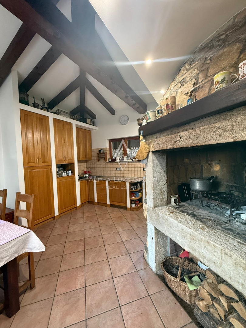 Istra, Buje: Čarobna kamnita hiša z vrtom