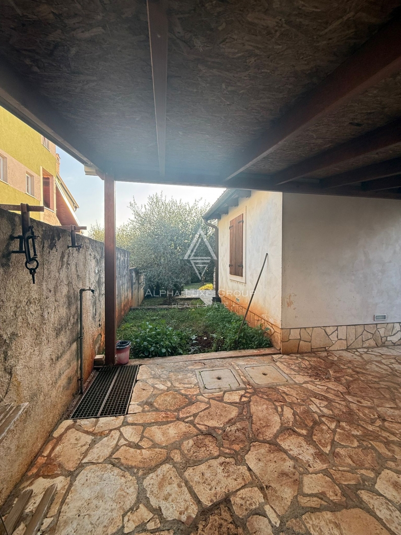 Istra, Buje: Čarobna kamnita hiša z vrtom