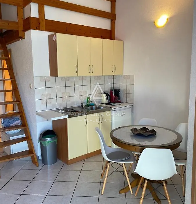 Istra, Medulin: Apartmajska hiša blizu morja