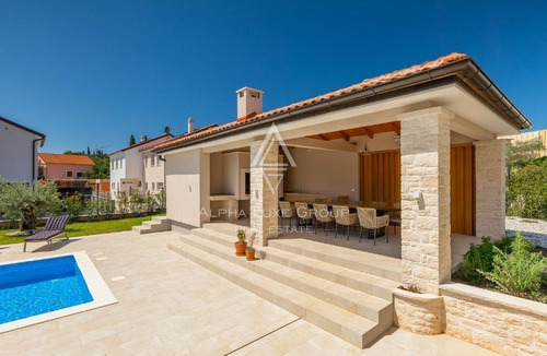 Istra, Rovinj: Mediteranska vila z luksuznimi detajli
