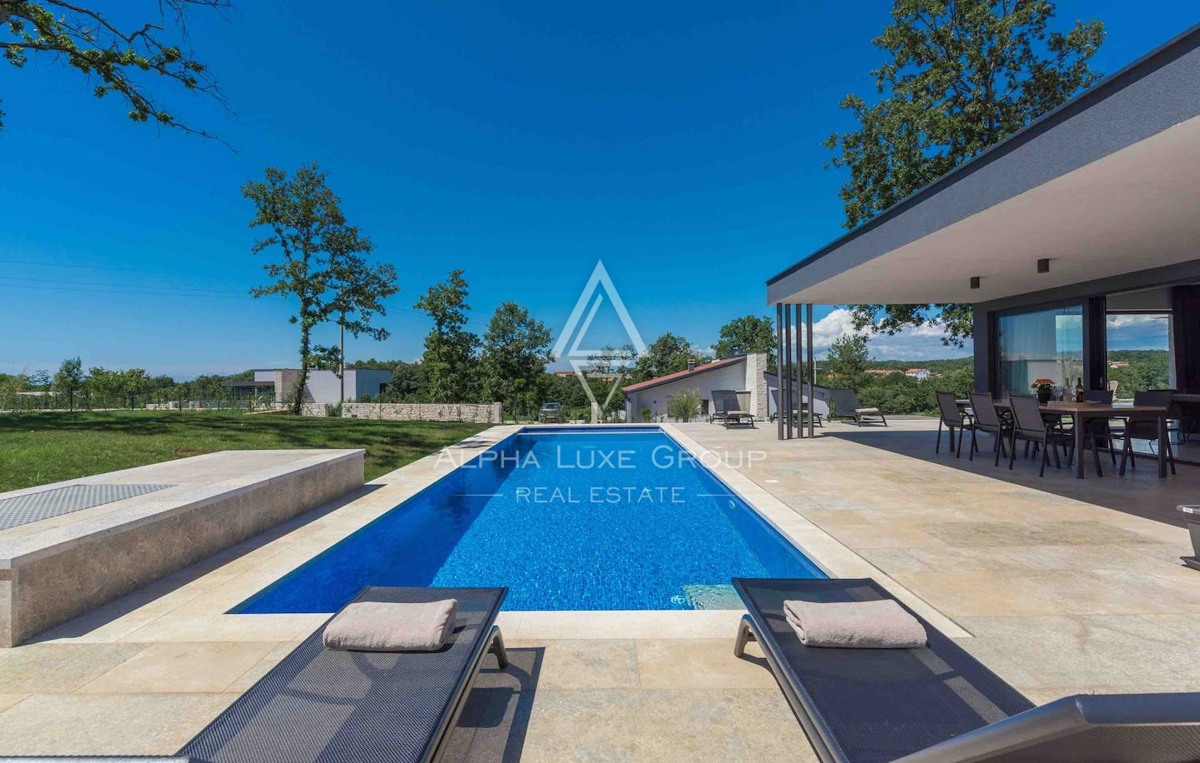 Istra, Žminj: Moderna pritlična hiša z bazenom