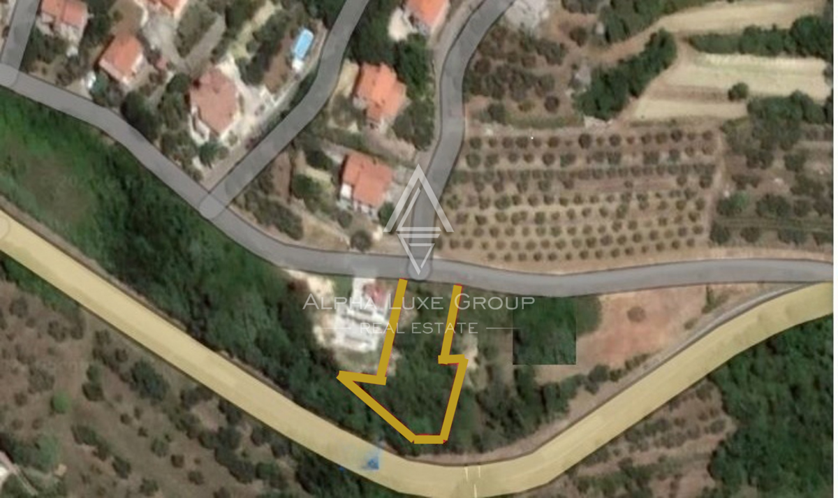 Istra, Buje: Privlačno zazidljivo zemljišče s pogledom