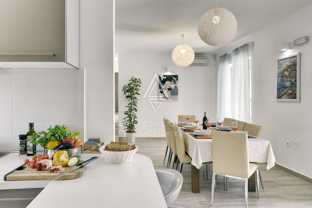 Istra, Medulin – Dve elegantni vili z bazeni