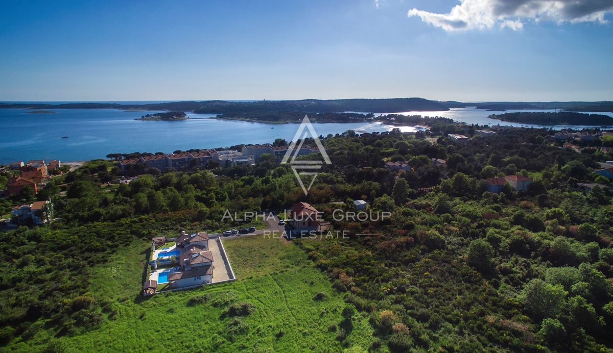 Istra, Medulin – Dve elegantni vili z bazeni