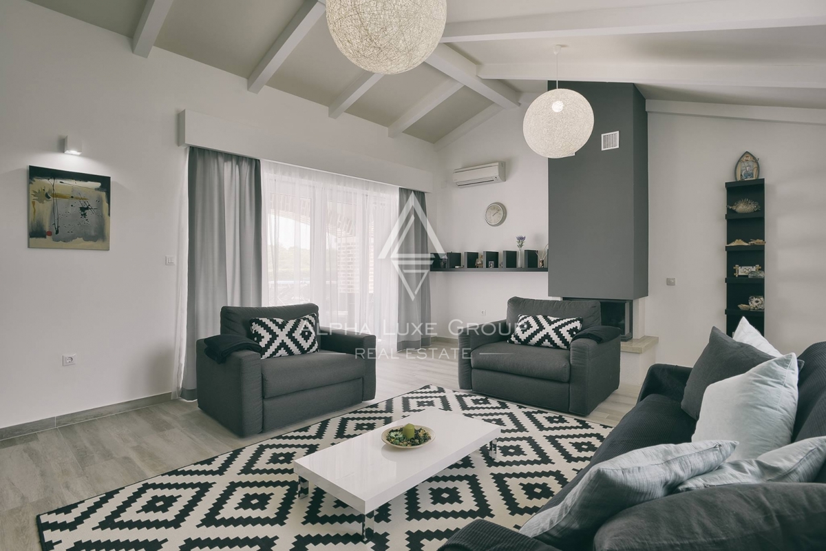 Istra, Medulin – Dve elegantni vili z bazeni