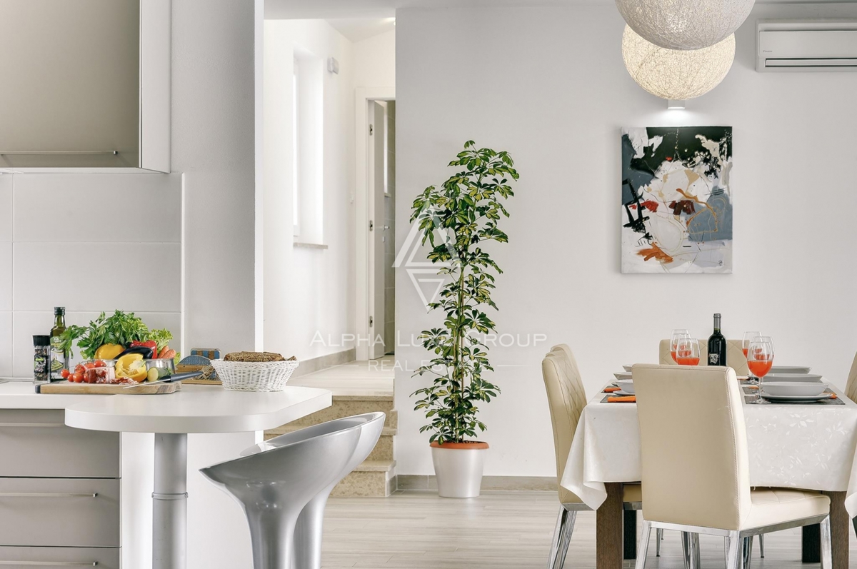 Istra, Medulin – Dve elegantni vili z bazeni