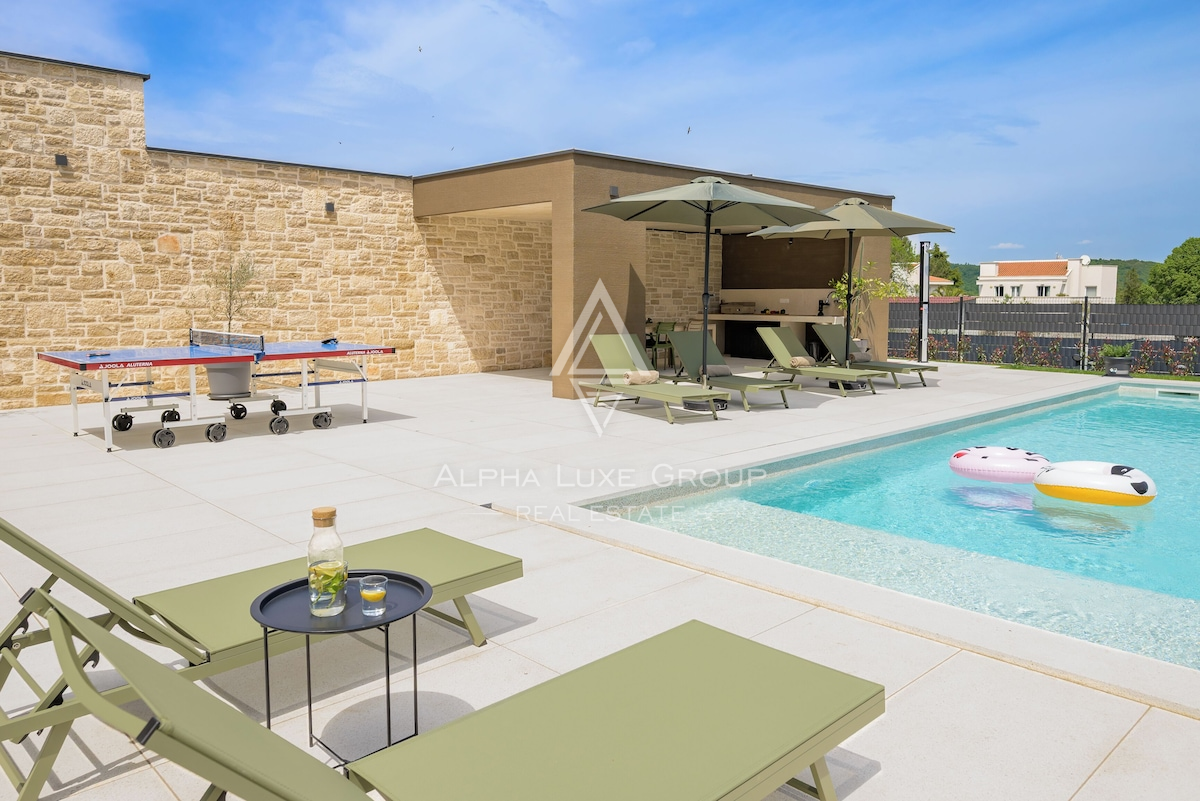 Istra, Rovinj: Moderna vila z bazenom in intimo