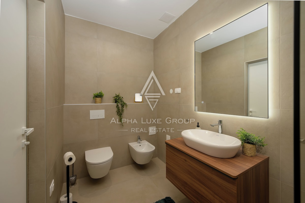 Istra, Rovinj: Moderna vila z bazenom in intimo