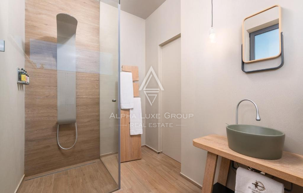 Istra, Umag: Moderna dizajnerska hiša z bazenom