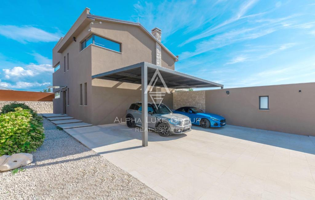 Istra, Umag: Moderna dizajnerska hiša z bazenom