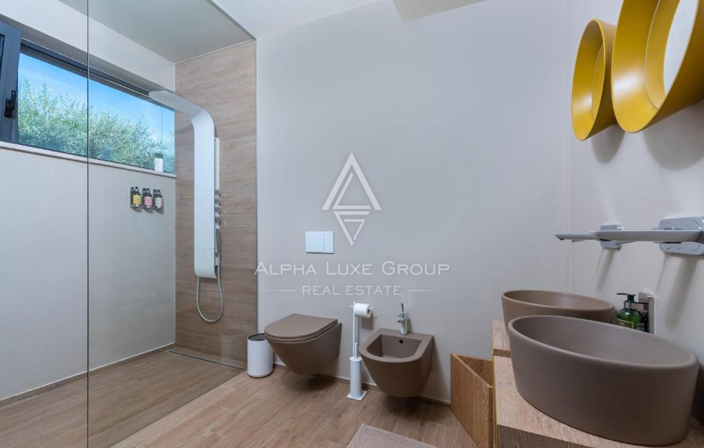 Istra, Umag: Moderna dizajnerska hiša z bazenom