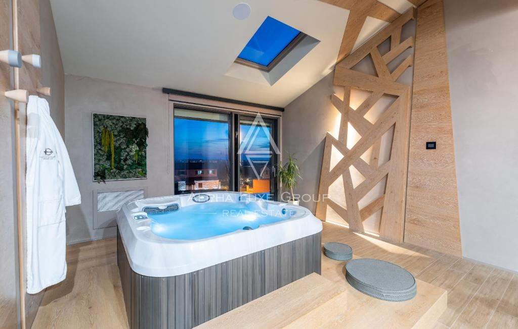 Istra, Umag: Moderna dizajnerska hiša z bazenom