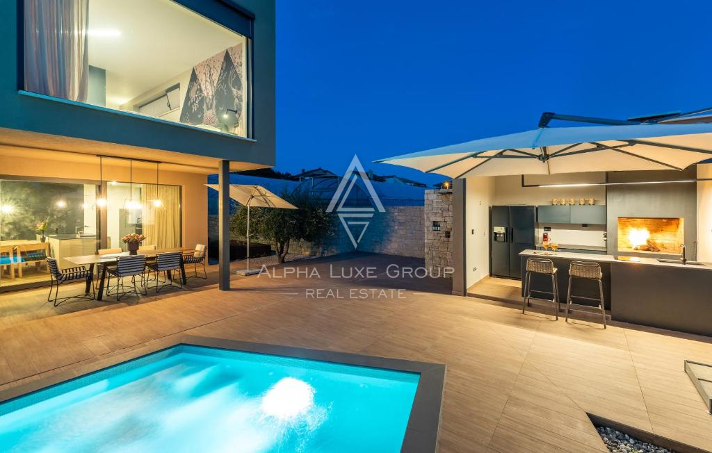 Istra, Umag: Moderna dizajnerska hiša z bazenom