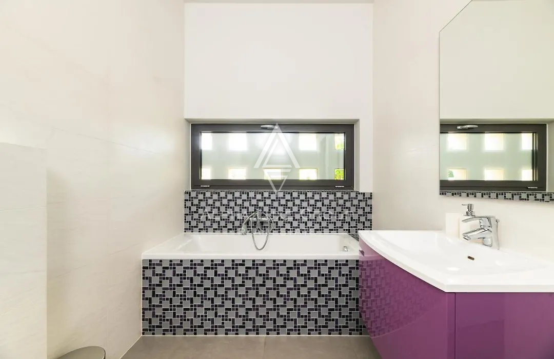 Istra, Umag: Luksuzna vila z morjem in zasebnostjo