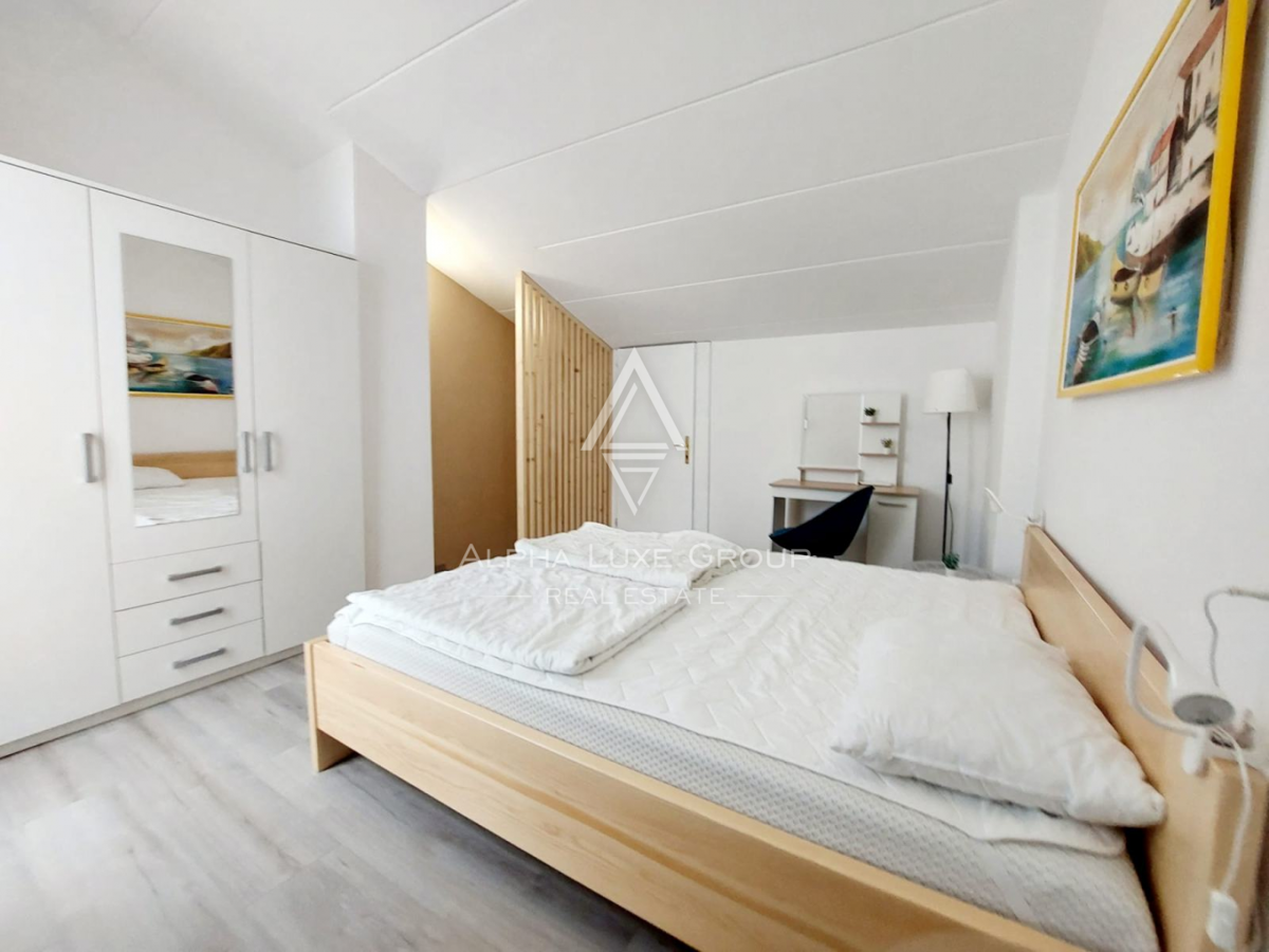 Istra, Červar Porat – Stanovanje z galerijo ob morju