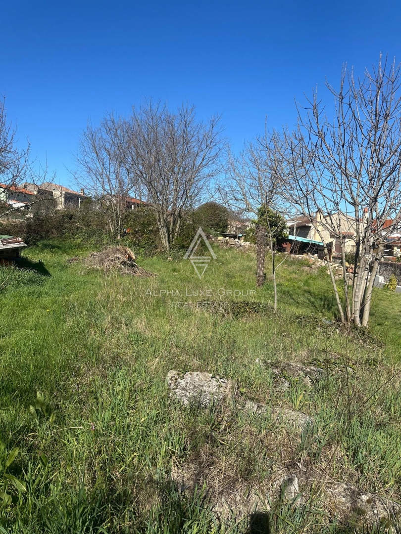 Istra, Vižinada: Gradbeno zemljišče panoramski pogled