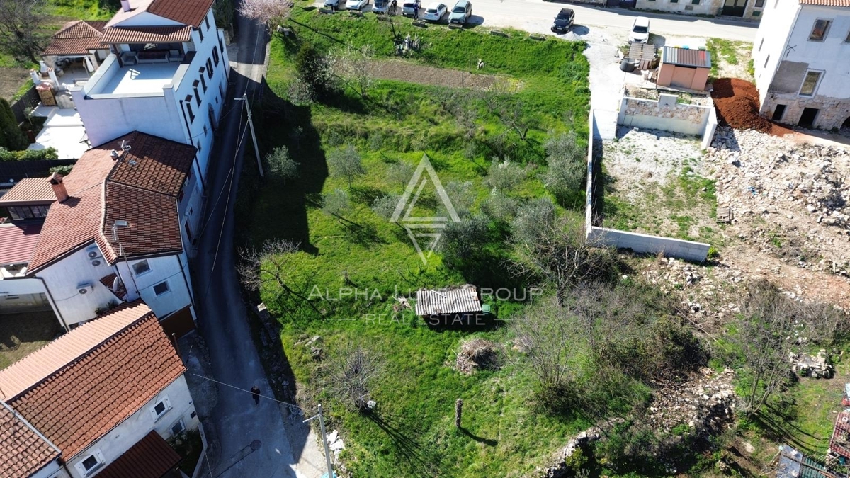 Istra, Vižinada: Gradbeno zemljišče panoramski pogled