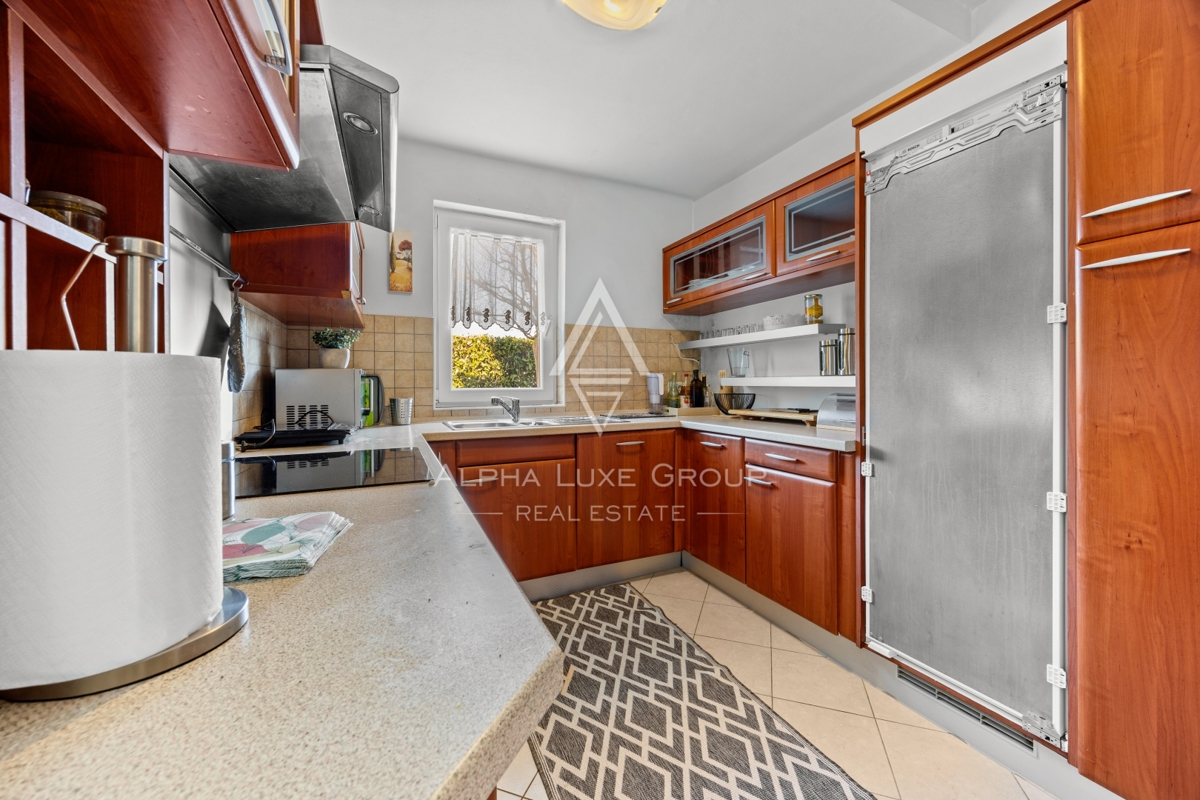 Istra, Poreč: Mediteranska vila z bazenom in urejenim vrtom blizu mesta