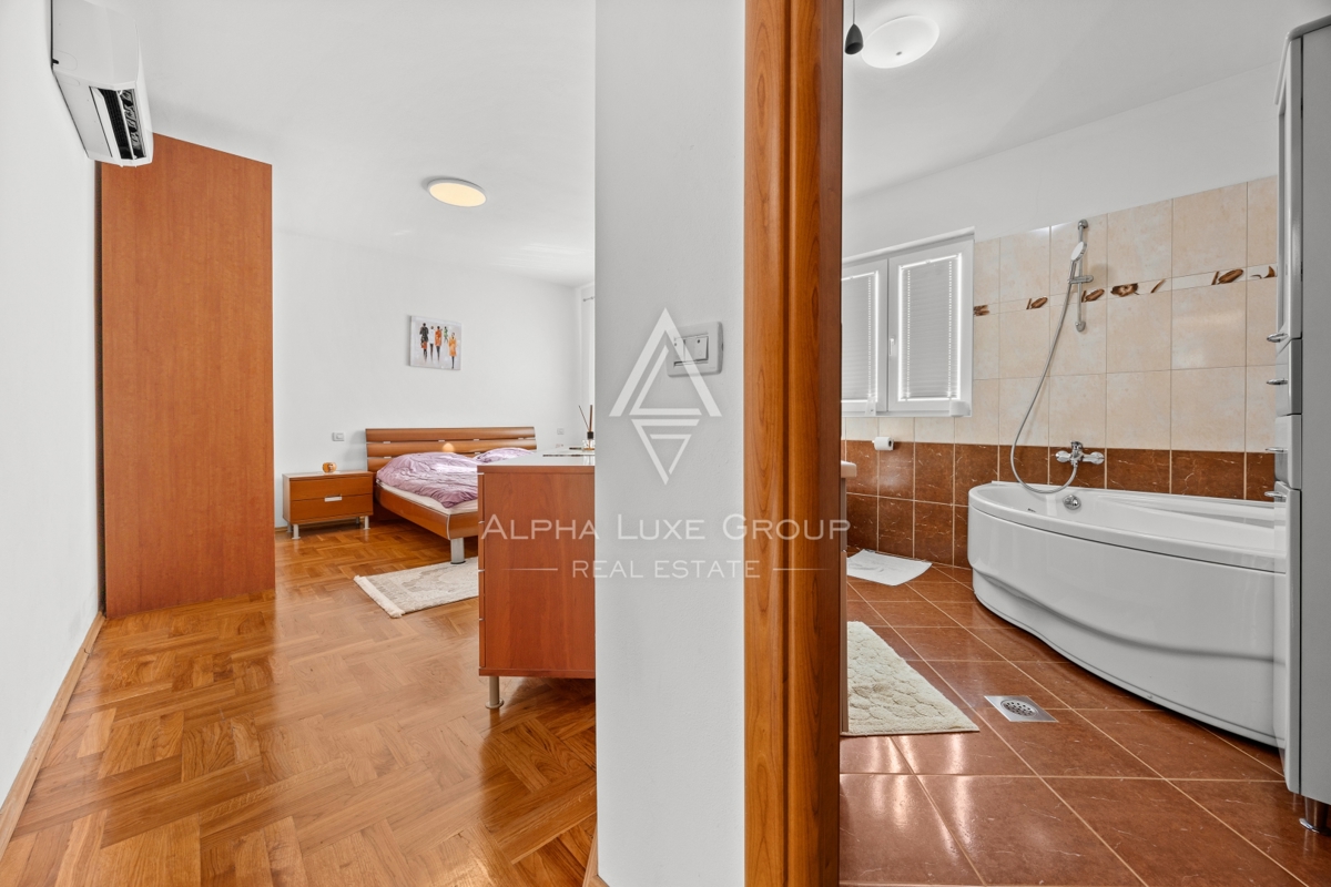 Istra, Poreč: Mediteranska vila z bazenom in urejenim vrtom blizu mesta