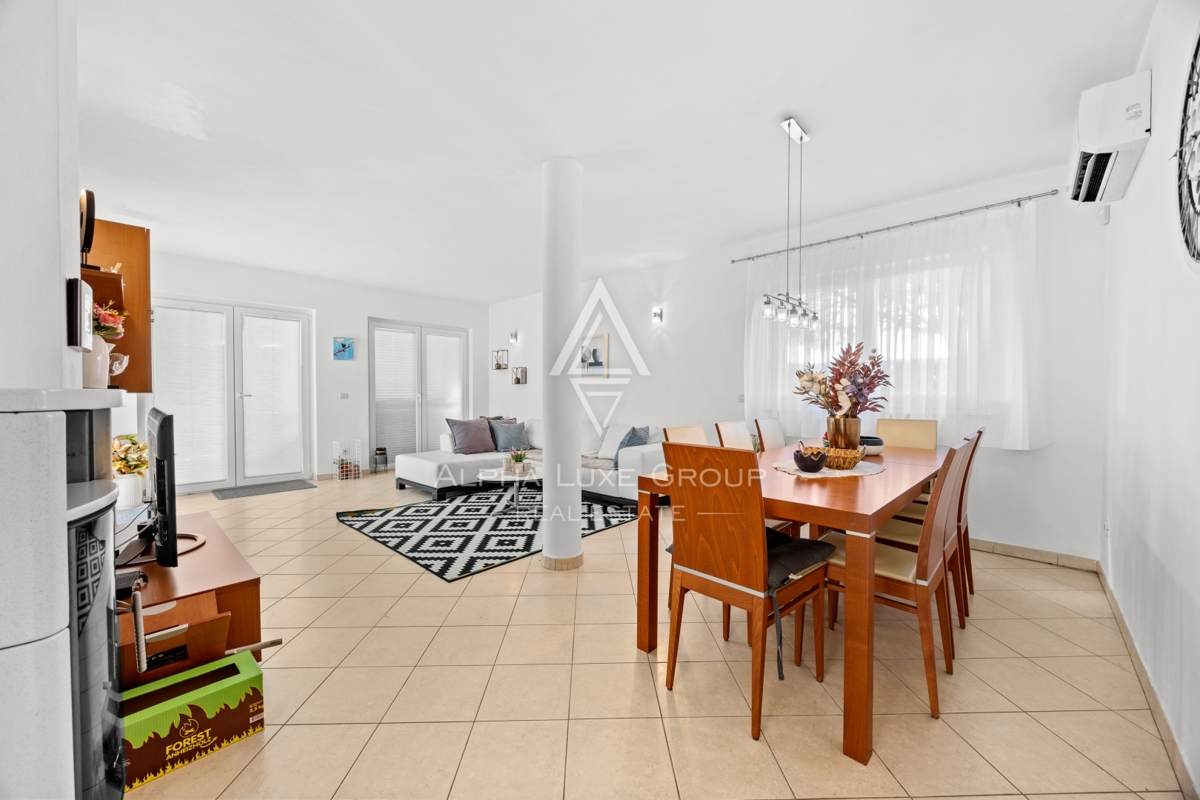 Istra, Poreč: Mediteranska vila z bazenom in urejenim vrtom blizu mesta