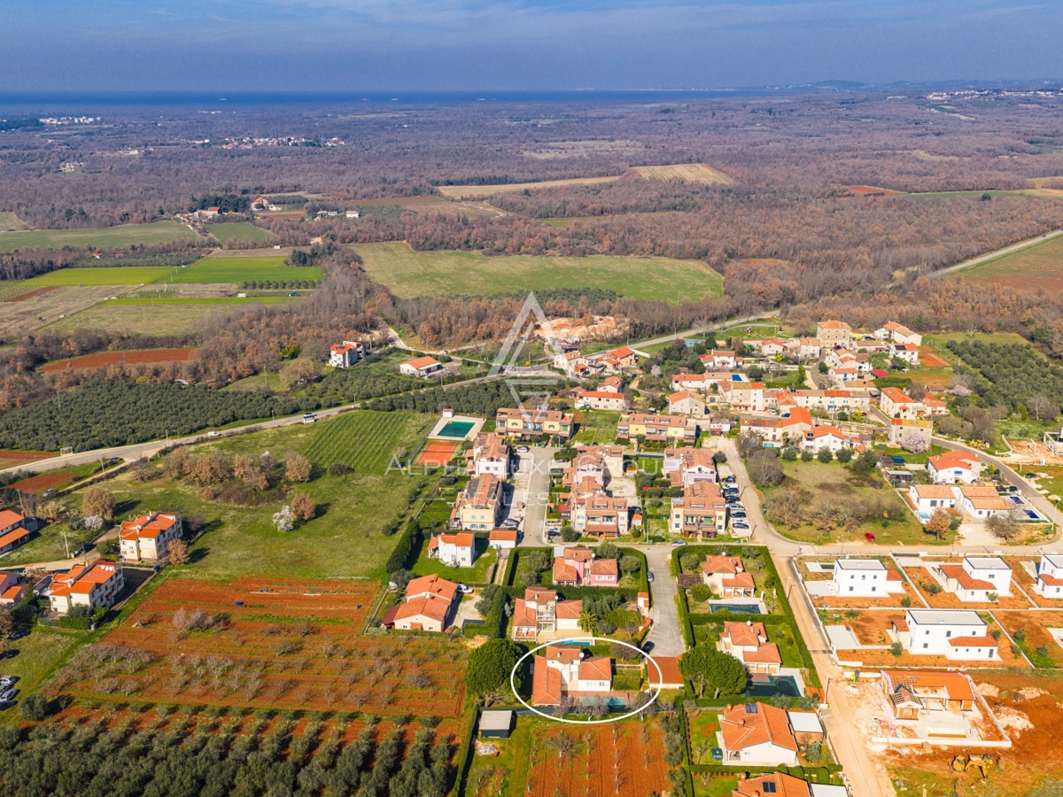 Istra, Poreč: Mediteranska vila z bazenom in urejenim vrtom blizu mesta