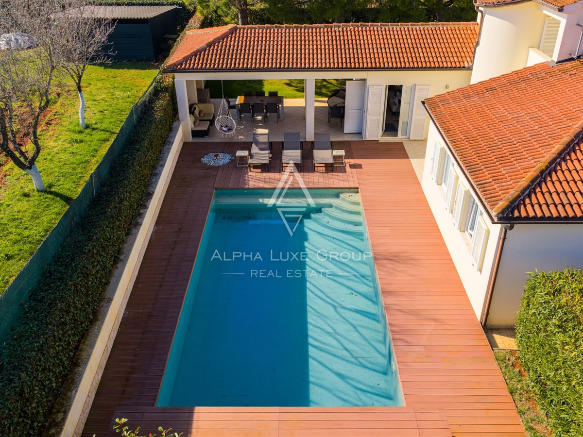 Istra, Poreč: Mediteranska vila z bazenom in urejenim vrtom blizu mesta
