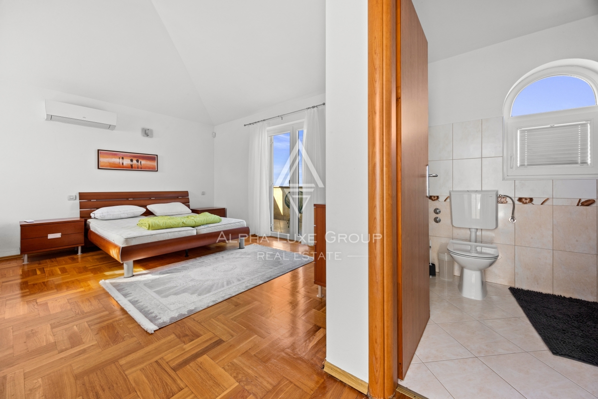 Istra, Poreč: Mediteranska vila z bazenom in urejenim vrtom blizu mesta