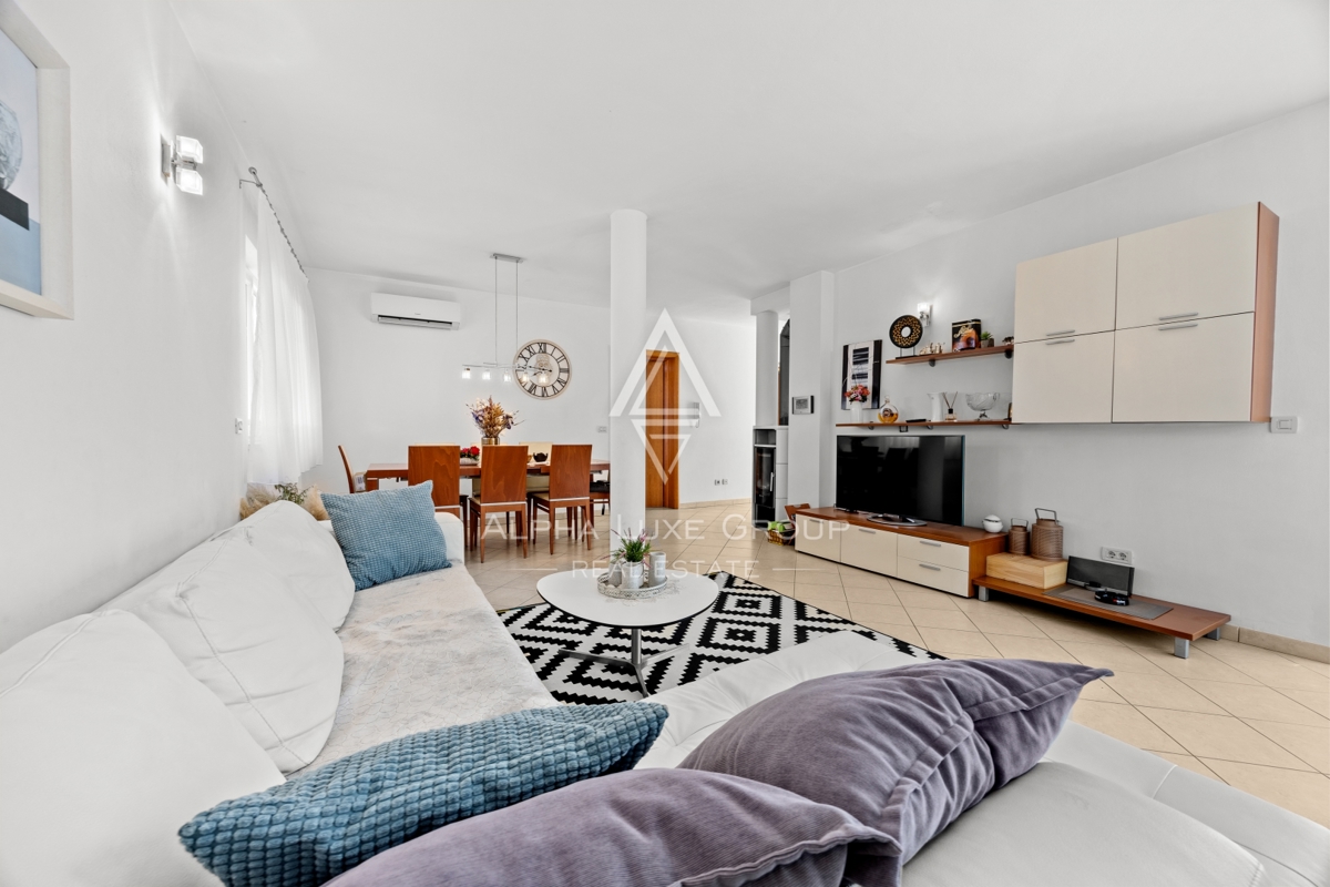 Istra, Poreč: Mediteranska vila z bazenom in urejenim vrtom blizu mesta