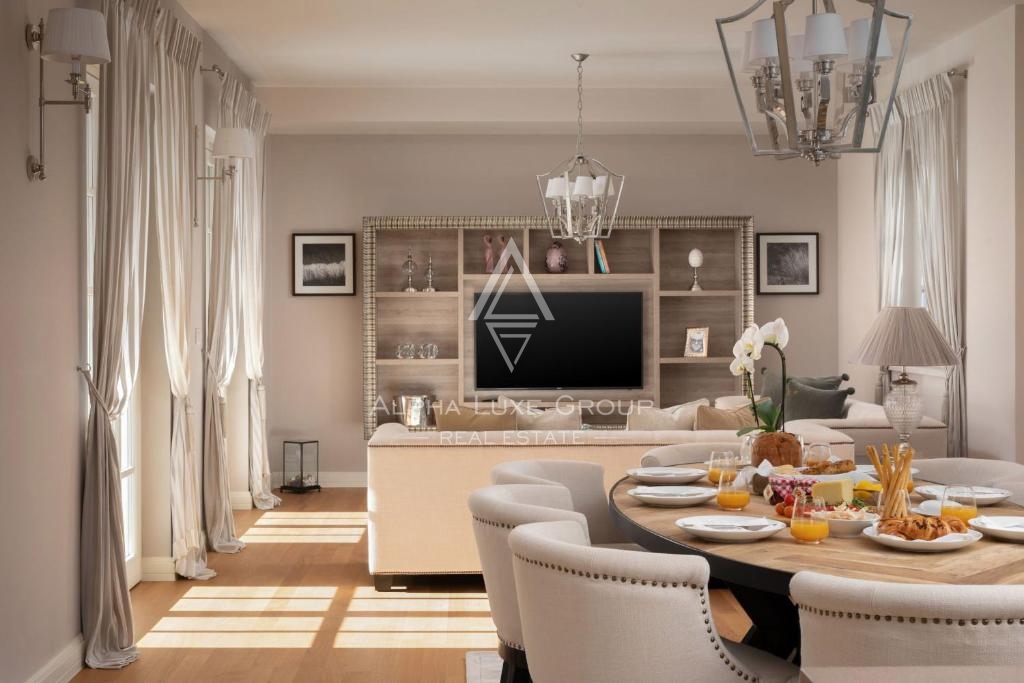 Istra, Poreč – Luksuzna vila s 4 spalnicami in bazenom