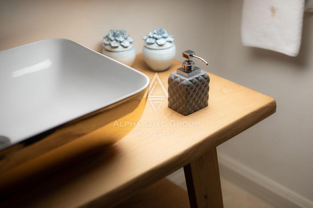 Istra, Poreč – Luksuzna vila s 4 spalnicami in bazenom