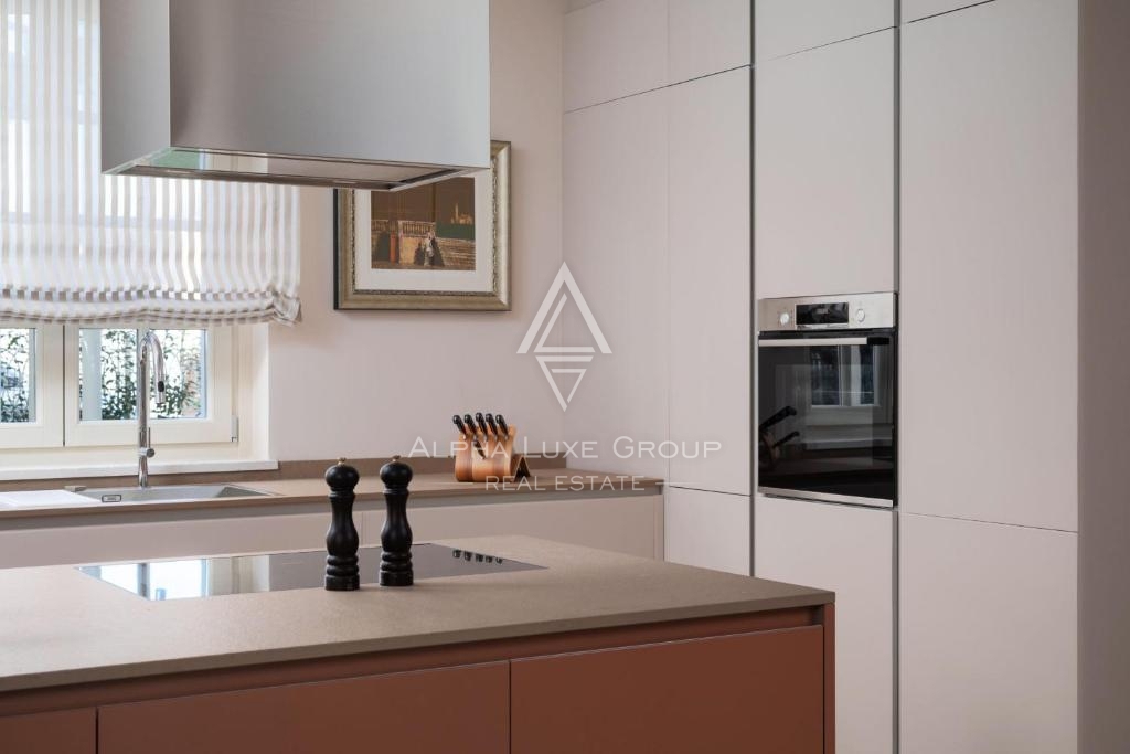 Istra, Poreč – Luksuzna vila s 4 spalnicami in bazenom