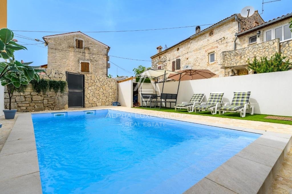 Istra, Poreč - Avtohtona istrska hiša blizu plaže