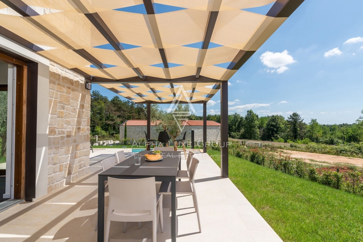 Višnjan, Istra - Razkošna kamnita vila v mirnem okolju