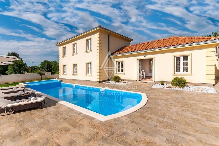 Istra, Barban - Elegantna rezidenca z bazenom naprodaj