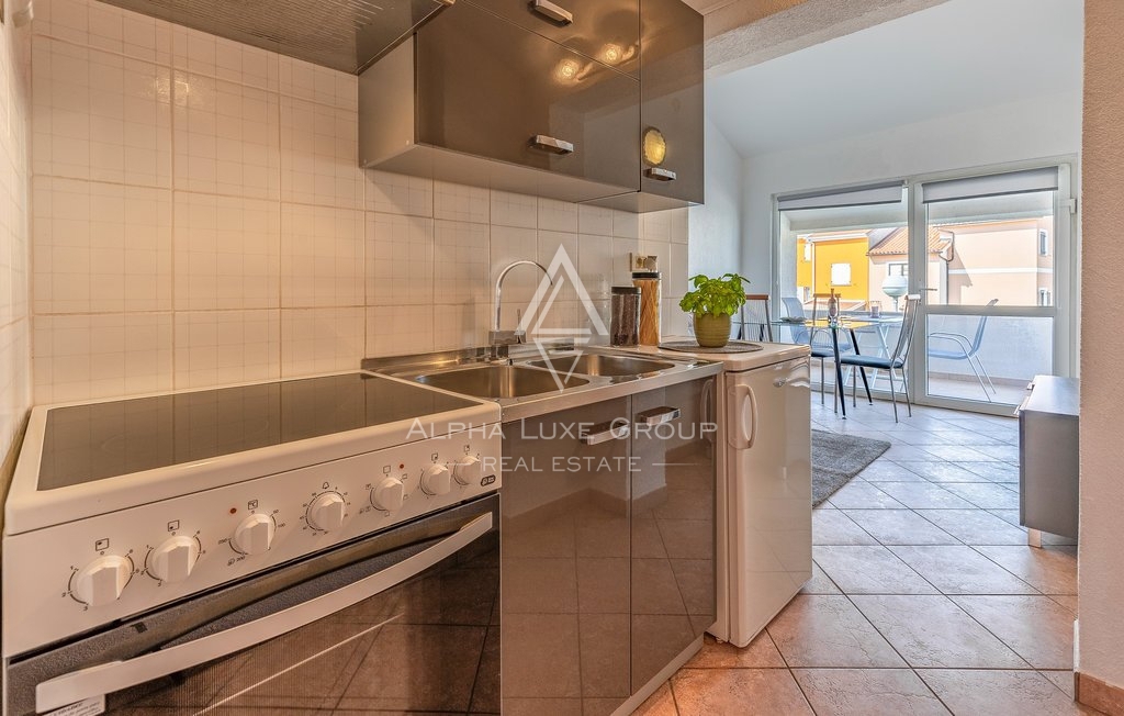 Medulin - Večstanovanjska rezidenca z bazenom in prenovljenimi apartmaji