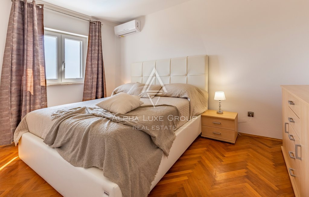Medulin - Večstanovanjska rezidenca z bazenom in prenovljenimi apartmaji