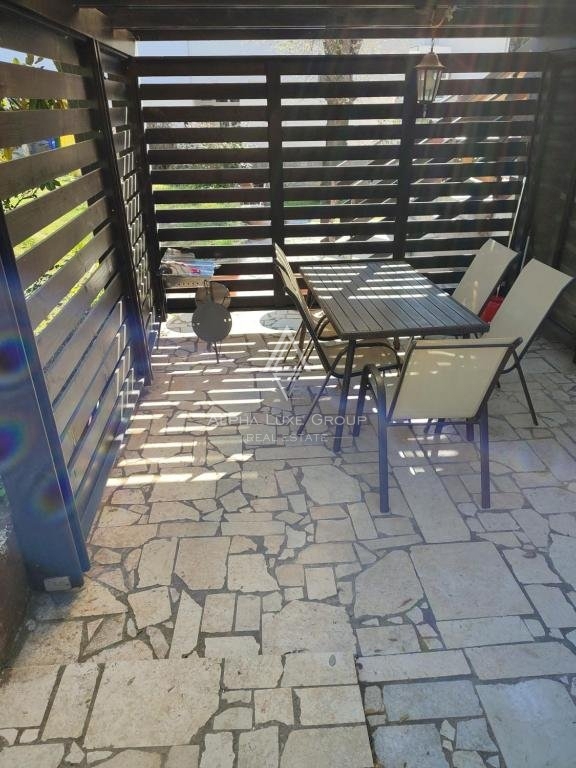 Medulin, Istra: Domačija ob morju z dobičkonosnim turističnim oddajanjem