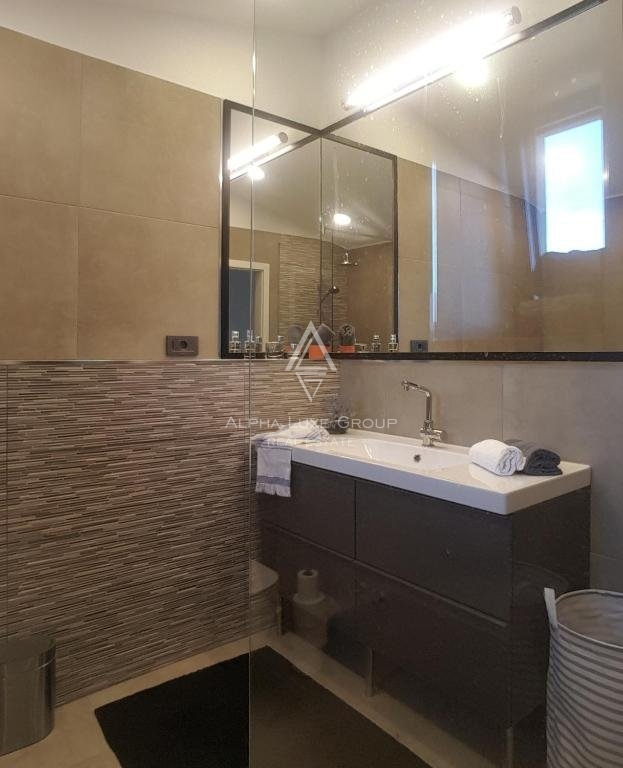 Istra, Labin - Sodobna kamnita vila z bazenom naprodaj