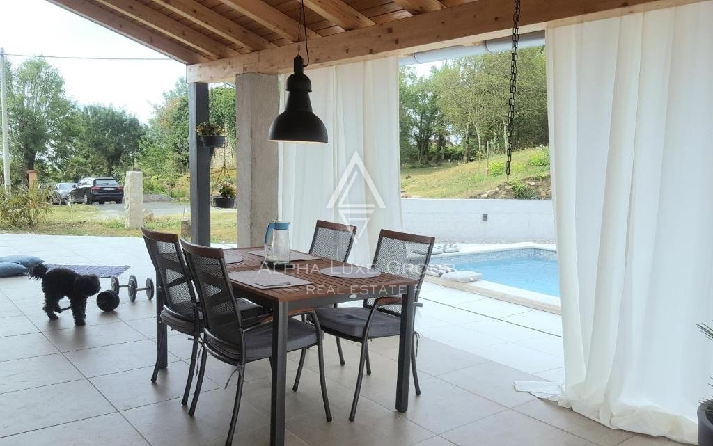 Istra, Labin - Sodobna kamnita vila z bazenom naprodaj